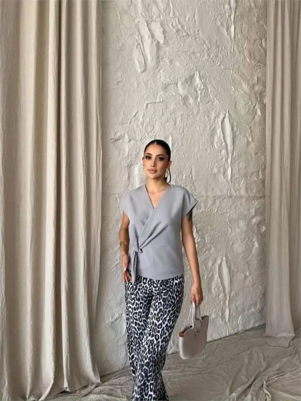 SIDE TIE DETAIL SLEEVELESS BLOUSE - Gray - BÜYÜKBEDENIZ