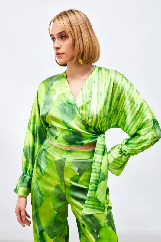 Side Tie Patterned Blouse - GREEN - SATEEN