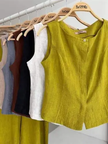 Sıfır Kollu Bluz Batik Desenli Pantolon İkili Takım 10181-08 - 10