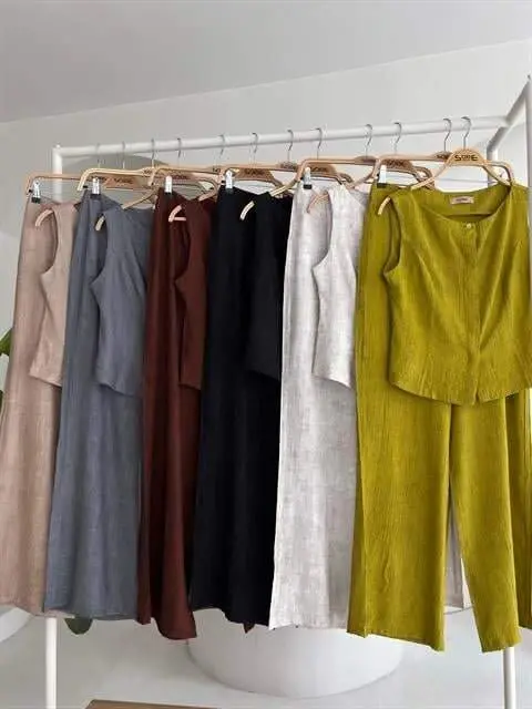 Sıfır Kollu Bluz Batik Desenli Pantolon İkili Takım 10181-08 - 11