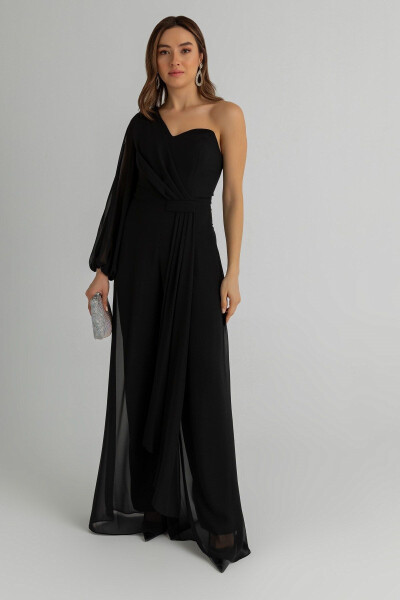 Шифоновый пояс, детализированный нагрудный наполнитель, драпированные широкие штаны - 5