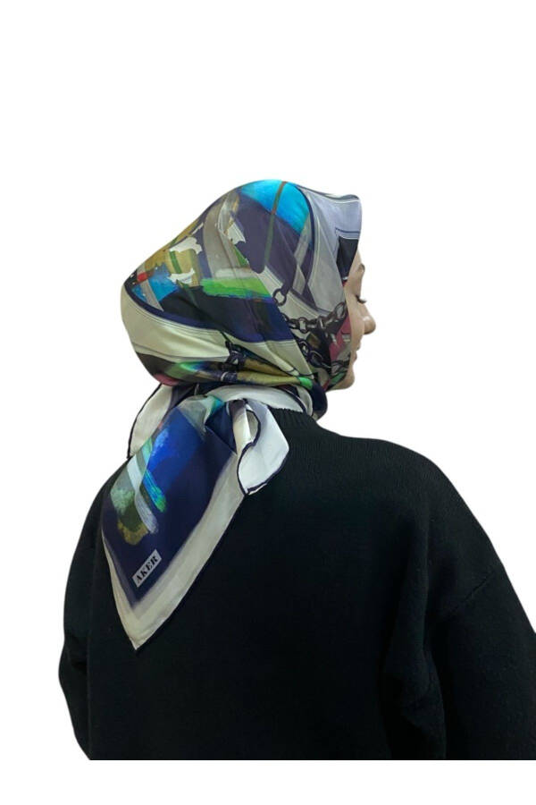 Silk Crepe Satin Scarf 8979701 - 3