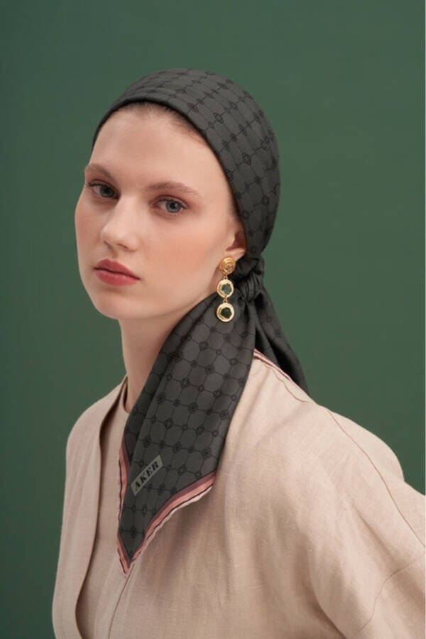 Silk Crepe Satin Scarf 8981701 - 1