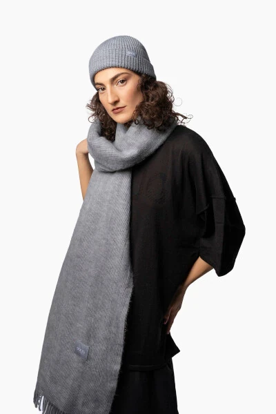 Silver Oversize Scarf - SNUG (1)