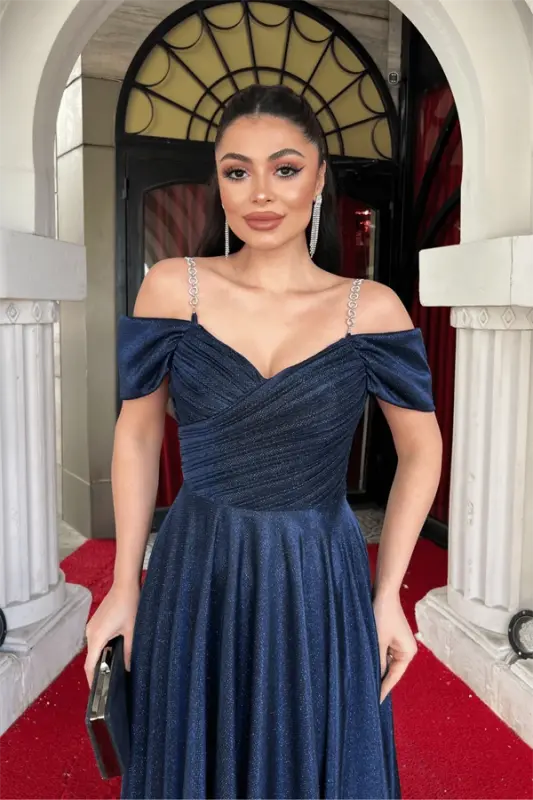 Simli Krep Kumaş Büzgülü Askılı Abiye Elbise - LACİVERT - 3