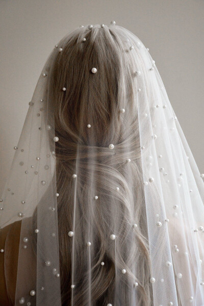 Simple Veil with Pearls, 3 Meters, Ecru Off-White - NSM (1)
