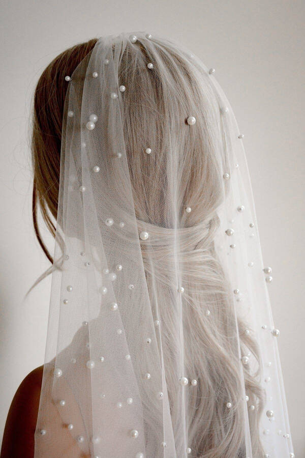 Simple Veil with Pearls, 3 Meters, Ecru Off-White - 3