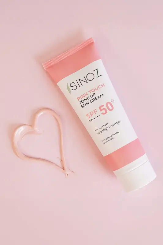 Sinoz SPF 50+ Pembe Aydınlatıcı Yüz Güneş Kremi PA++++ 50 ML - 6