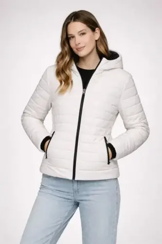 Şişme Kapüşonlu Fermuarlı Mont Su Itici Kapitone Astarlı Kumaş Cepli Kışlık Rahat Kalıp - Krem - 1