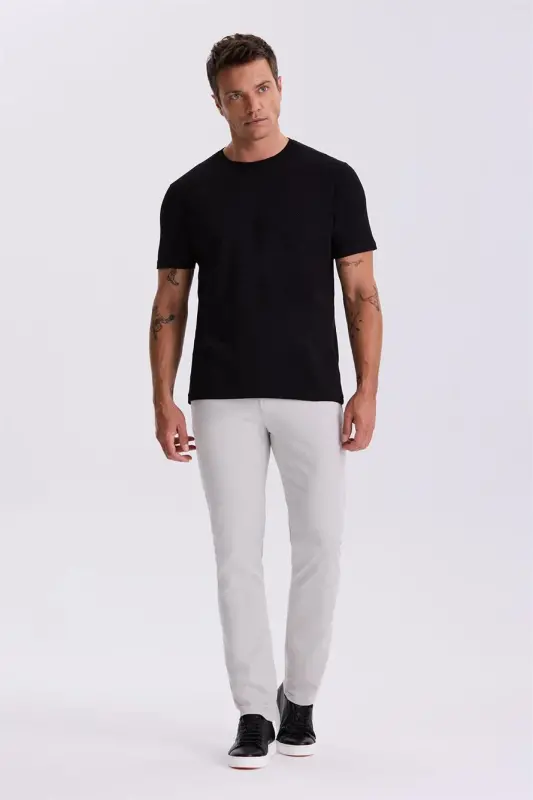 Siyah %100 Pamuk Slim Fit Bisiklet Yaka Basic T-Shirt - JAKAMEN