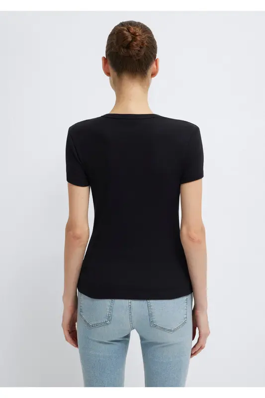 Siyah Basic Tişört Fitted / Vücuda Oturan Kesim 1613081-900-Siyah - 6