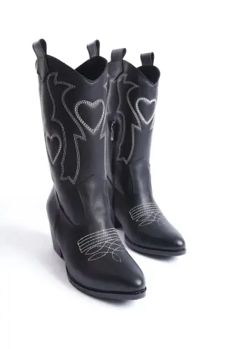 Siyah Cilt Deri Beyaz Kalp Nakışlı Kovboy Fermuarlı Western Kadın Çizme-Siyah Kalp Beyaz - 4