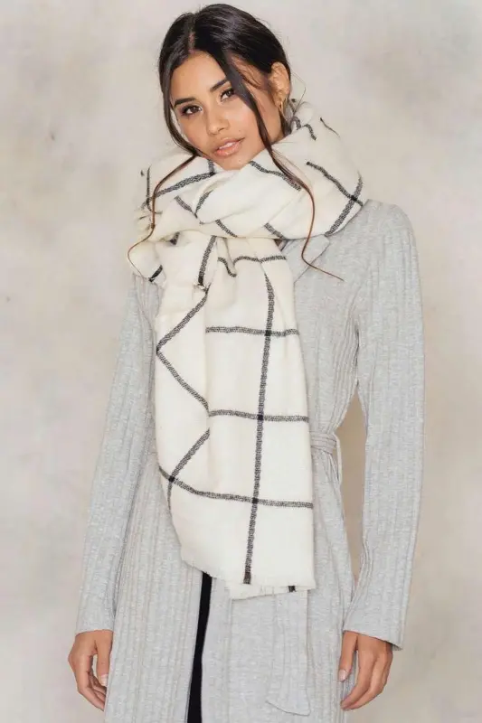 Siyah Çizgili Beyaz Atkı-Beyaz - 4