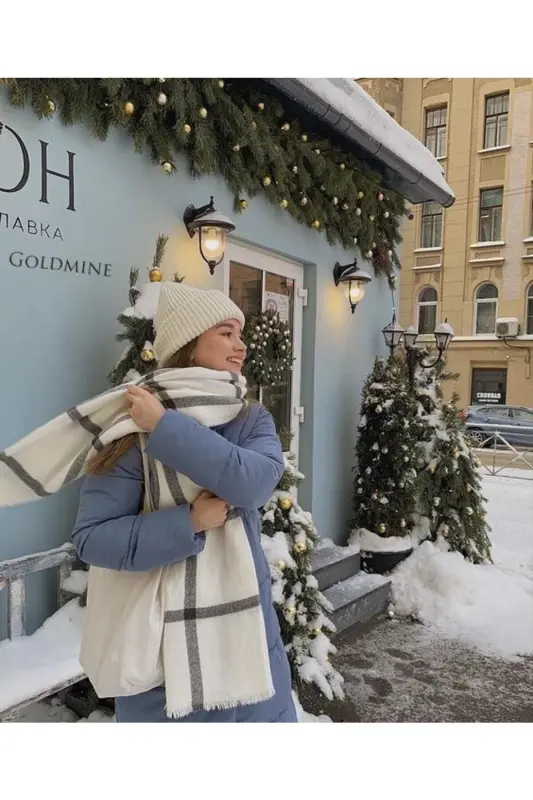 Siyah Çizgili Beyaz Atkı-Beyaz - 6