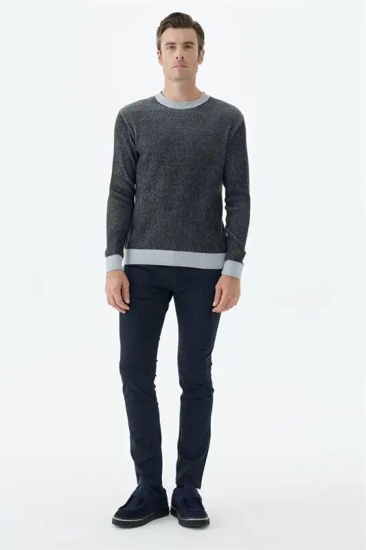Siyah Comfort Fit Desenli Bisiklet Yaka Triko - Jakamen