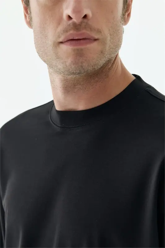Siyah Comfort Fit Rayon Karışımlı Bisiklet Yaka Sweatshirt - 5
