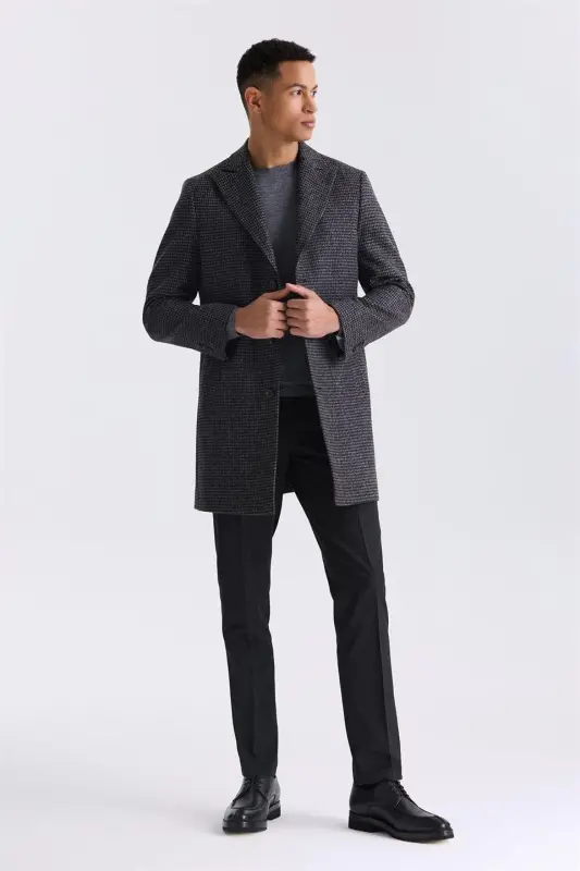 Siyah Comfort Fit Sivri Yaka Kareli Desenli Yünlü Kaşe Kaban - 1