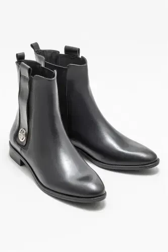 Siyah Deri Kadın Klasik Düz Bot - 1