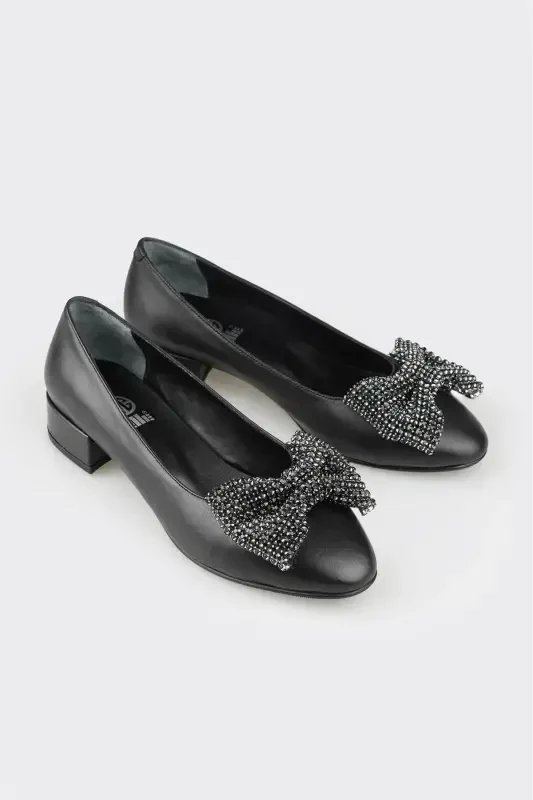 Siyah Deri Kadın Topuklu Ayakkabı - 2