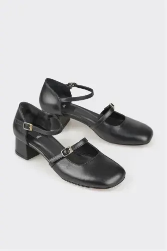 Siyah Deri KAdın Topuklu Ayakkabı - 2