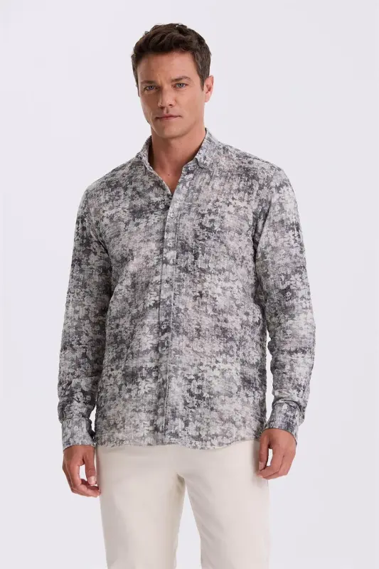 Siyah Desenli Düğmeli Yaka Comfort Fit Gömlek - 1