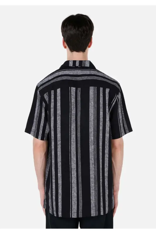 Regular Fit Shirt Neck Çizgili Erkek Siyah Kısa Kol Gömlek - SİYAH - 2