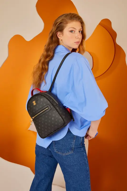 Siyah Floater Monogram Kadın Sırt Çantası 05PO22Y1541-Siyah Floater Monogram - PIERRE CARDIN