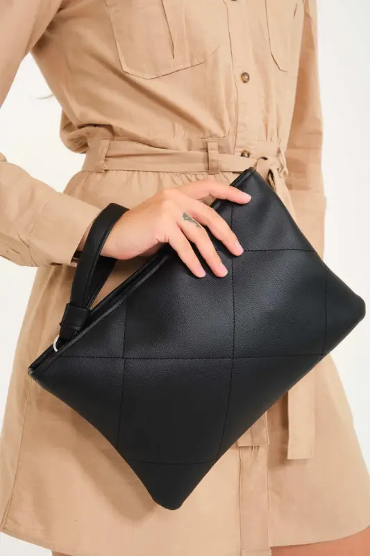 Siyah Kapitone Deri Clutch El Çantası - Siyah - SIMFA