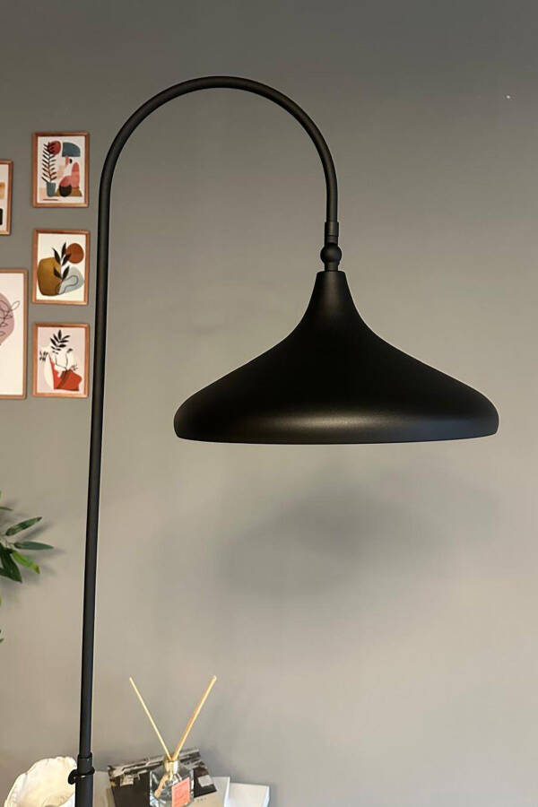 Siyah Lambader Hareketli Başlık Modern Dekoratif Metal Oturma Odası Çalışma Odası-Siyah - 3