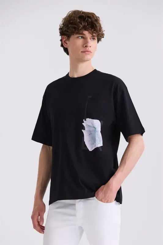 Siyah Yazı Baskılı Bisiklet Yaka T-Shirt - JAKAMEN