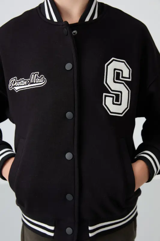 Siyah Pamuklu İçi Tüylü Yumuşak Dokulu Standart Fit Nakışlı Kız Çocuk Kolej Ceket - 75163 - Siyah - 4