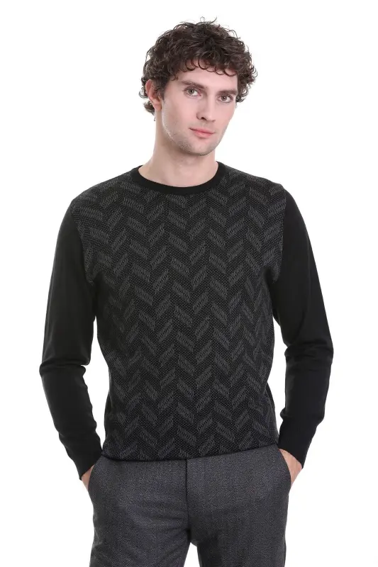 Siyah Regular Fit Jakarlı Bisiklet Yaka Yünlü Triko Kazak-Siyah - HATEMOĞLU