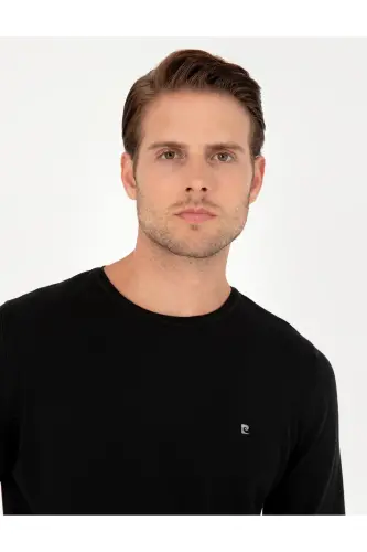 Siyah Slim Fit Bisiklet Yaka Basic Triko Kazak 50296621-VR046-SİYAH - PIERRE CARDIN (1)
