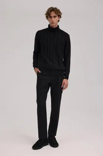Siyah Slim Fit Desenli Tam Balıkçı Yaka Triko - JAKAMEN (1)