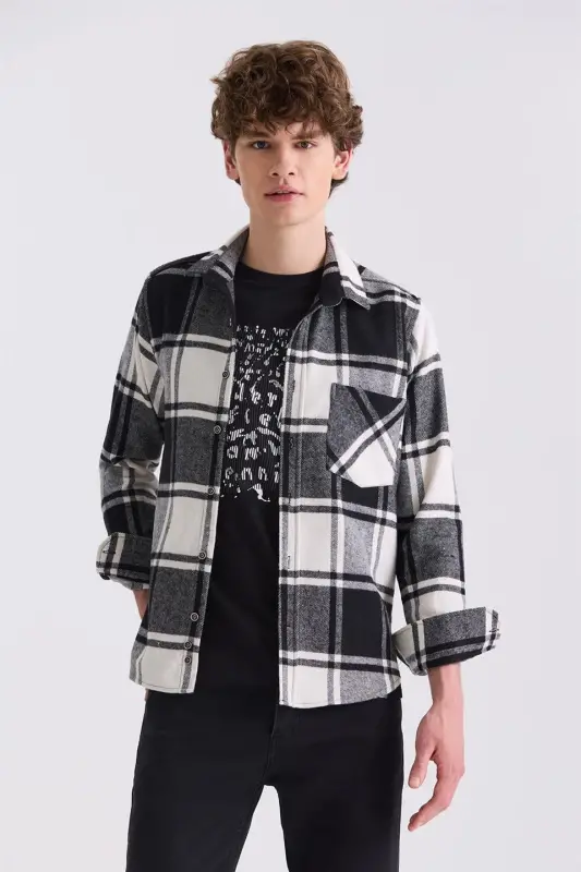 Siyah Slim Fit Ekose Desenli Pamuklu Cepli Oduncu Gömlek - 1