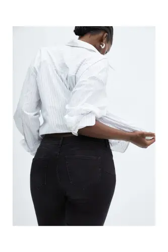 Skinny Push-up-Jeans - Schwarzer Denim - 9