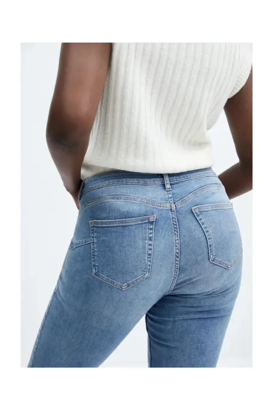 Skinny push-up jeans - Medium Blue - 6