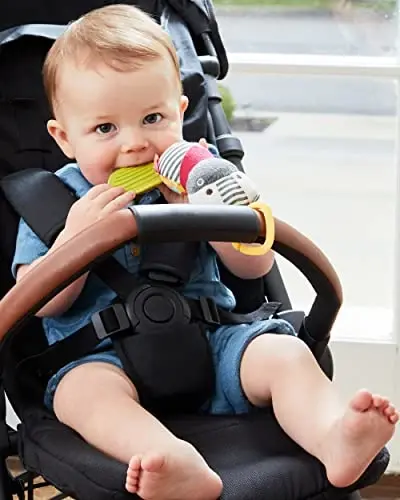 Skip Hop Bandana Buddies Baby Activity Chime & Teether Aravacha o'yinchog'i, Zebra - 3