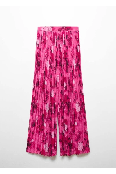 Складки в цветной брюках - 3