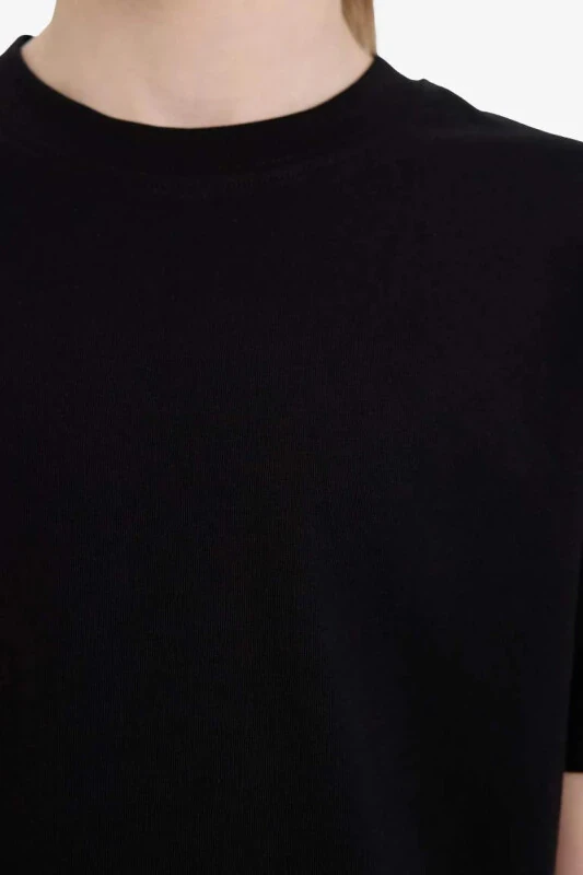 Школьная футболка для мальчика с воротником поло, черная, с коротким рукавом - DEFACTO