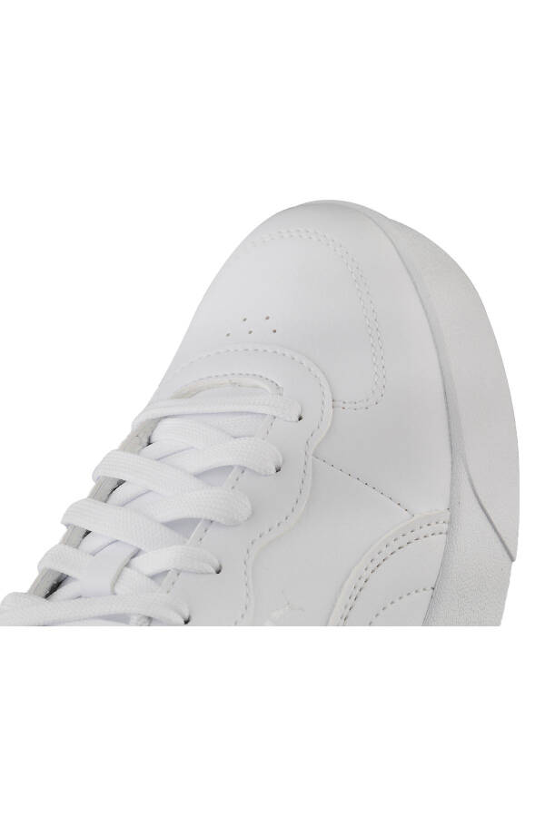 Skye Clean Daily Sneaker White - 22