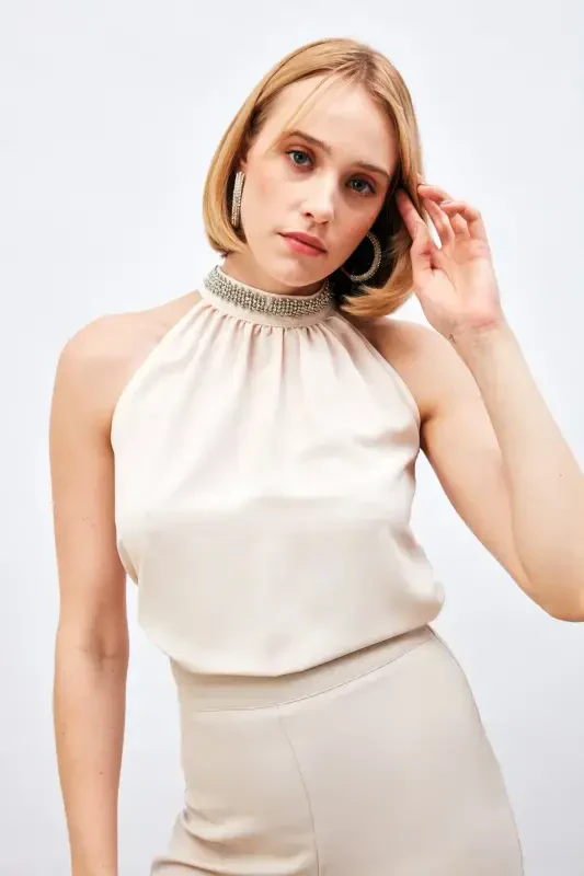 Sleeveless Blouse with Neck Accessory - BEIGE - 5