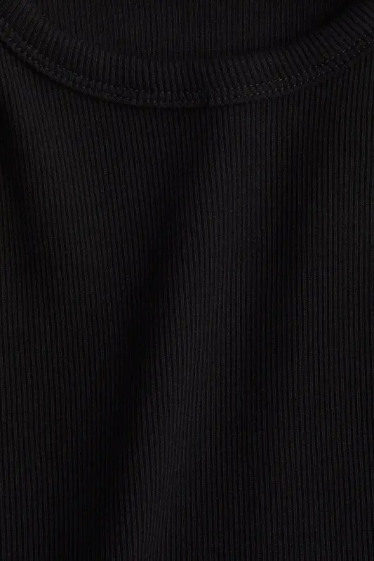 Sleeveless crop top - 4