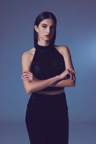 Sleeveless Sequined Blouse - BLACK - 6