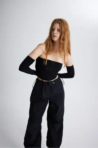 Sleeveless Strapless Smooth Blouse Black-Black - 4