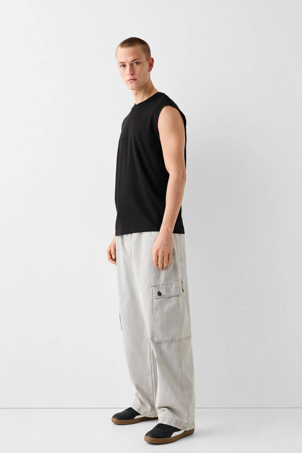 Sleeveless Worker Fit T-shirt - 5