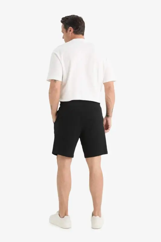 Slim Fit Basic Short Qora - 6
