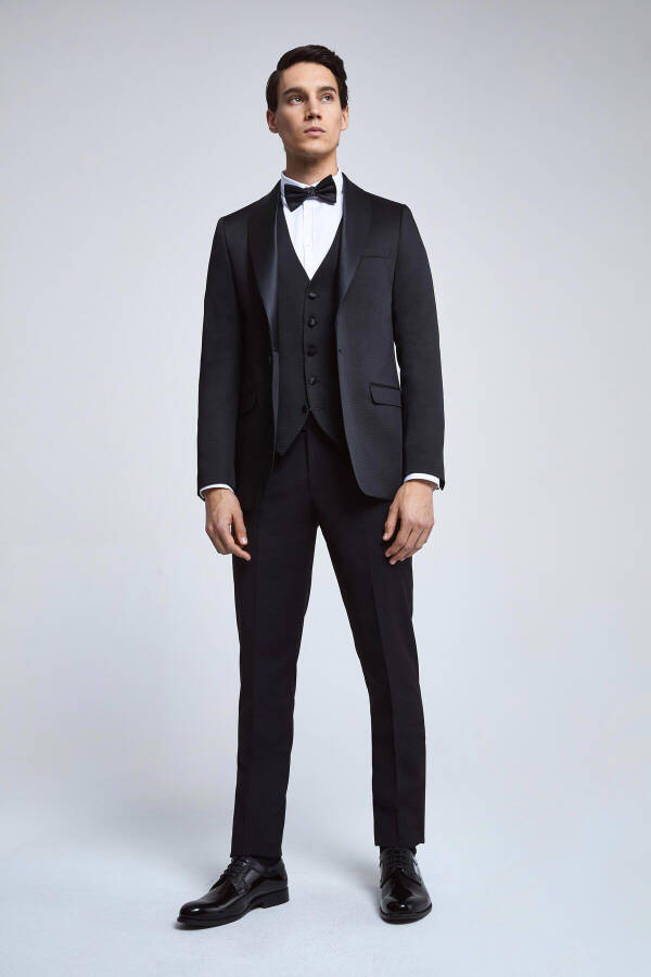 Slim Fit Black Plain Groom & Tuxedo Suit with Vest - 11