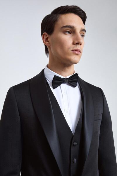 Slim Fit Black Plain Groom & Tuxedo Suit with Vest - 3