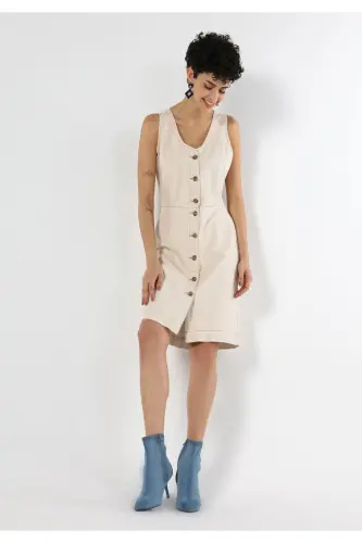 Slim Fit buttoned women's denim dress - 4